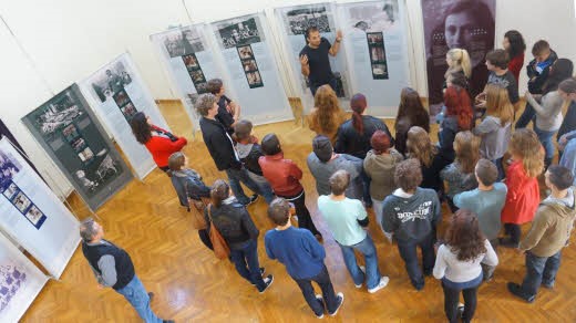 Peer Education: Students Giving Tour of the Anne Frank Exhibit to Their Classmates